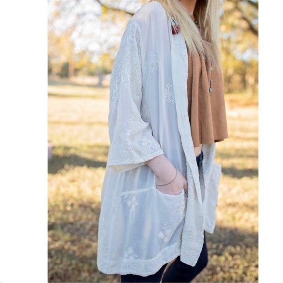 Johnny Was motley Open Kimono Cardigan ivory embroidered boho cover up - Picture 3 of 12